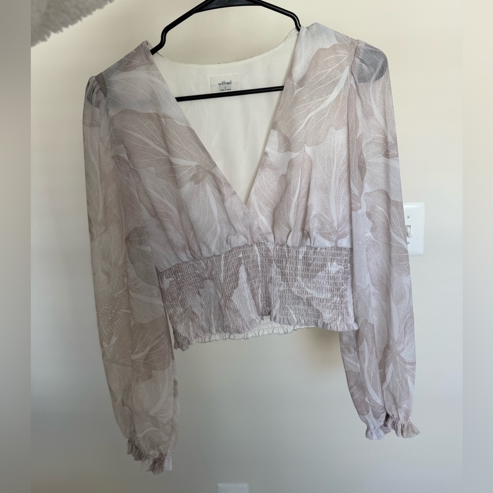 Aritzia Top